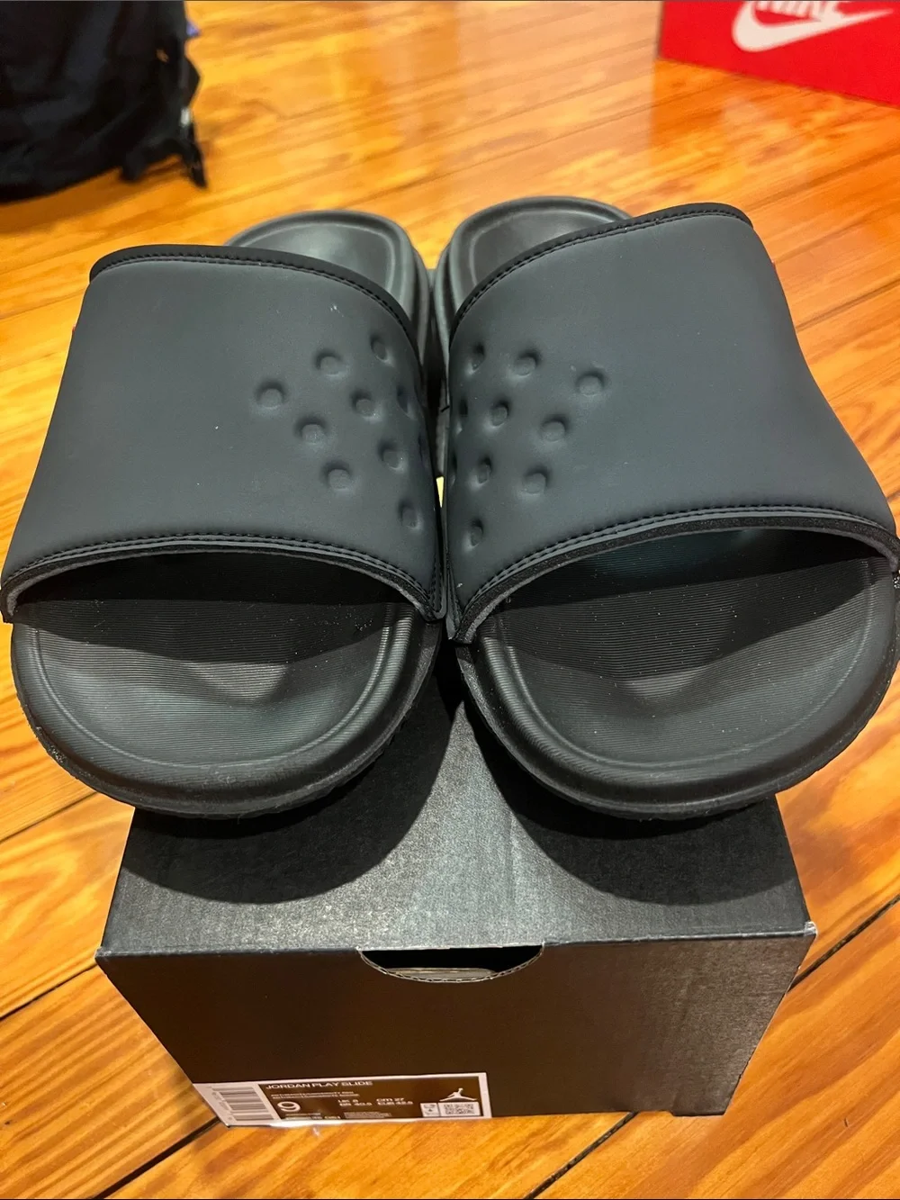 Men’s Jordan play slides